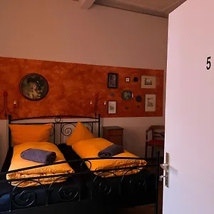Jeske Guest house